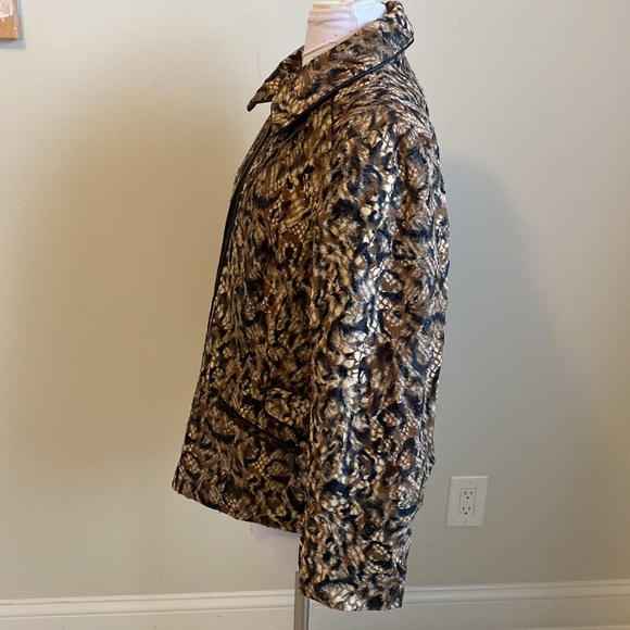 Chicos’s Queen Of Elegance Margaret Faux Fur Jacket - Picture 3 of 11